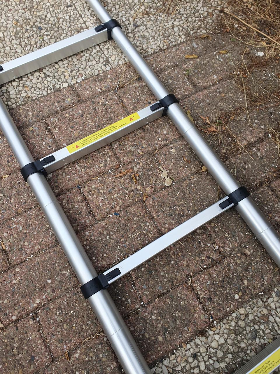 Outbee Telescopische Ladder 2,6 Meter – Aluminium – Inklapbaar – 150 kg