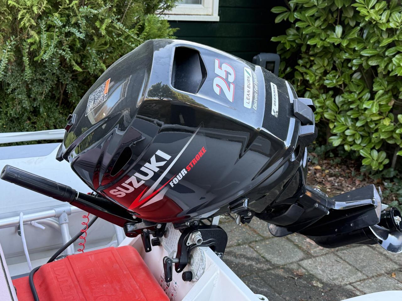 Zodiac Cadet 390 RIB Alu DL incl. suzuki25 pk en  handtrailer (kalf)