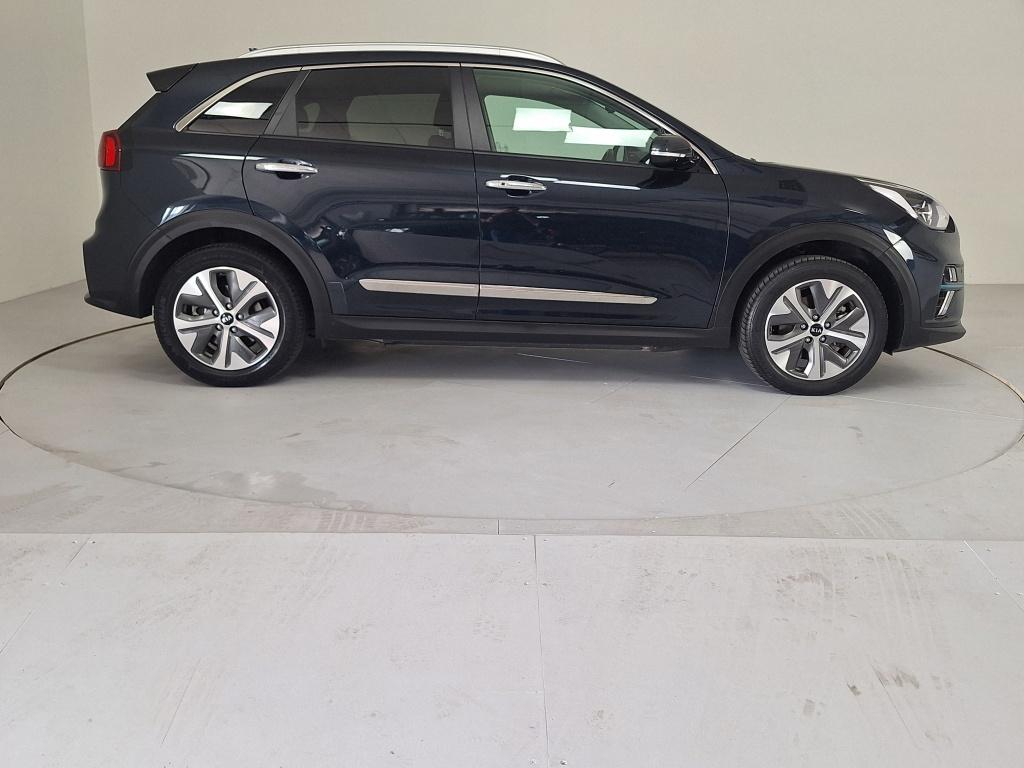 Kia E-niro dynamicline 64 kwh|3 fase|warmtepomp|trekhaak