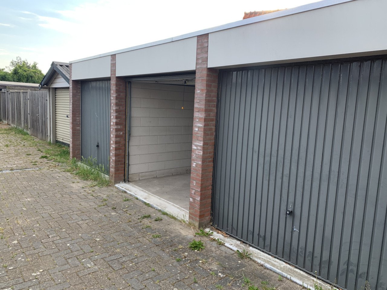 Te huur garagebox in Oost-Souburg