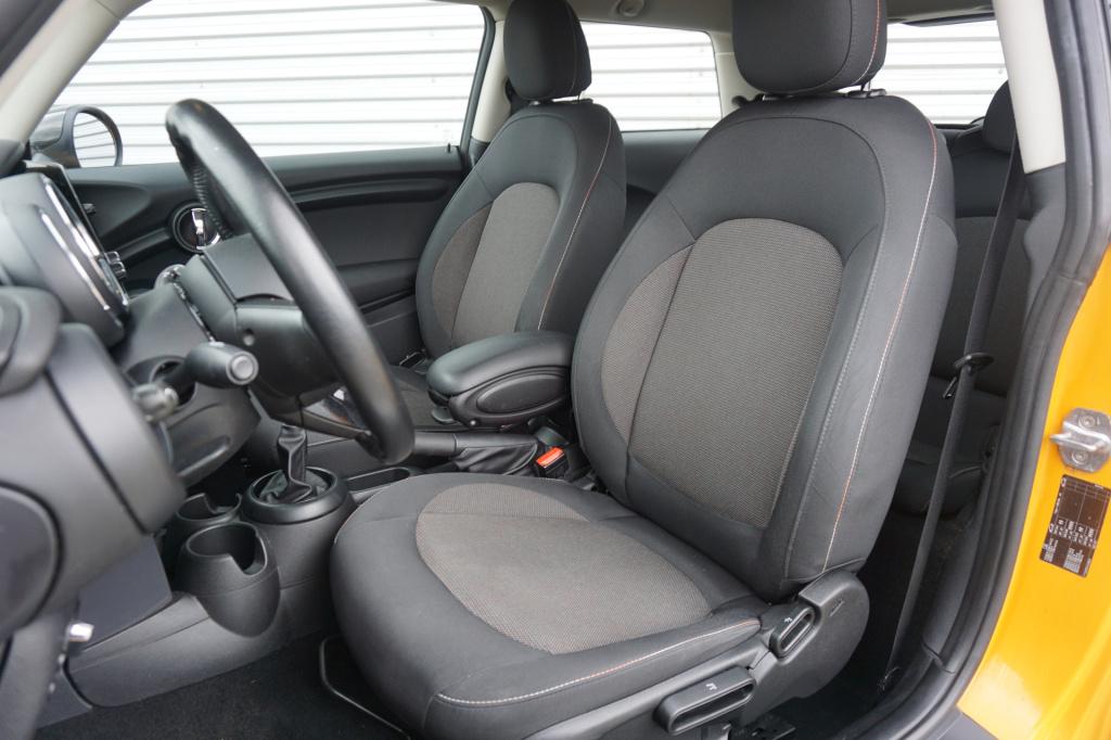 Mini 3-deurs 1.2 one airco / stoelverw. / bt / elektr. ramen / lm velgen