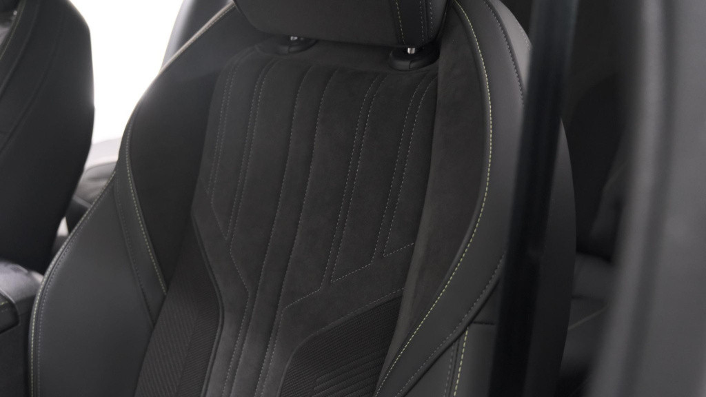 Peugeot 408 puretech gt 130 eat8 | camera | elektrisch bedienbare achterkle