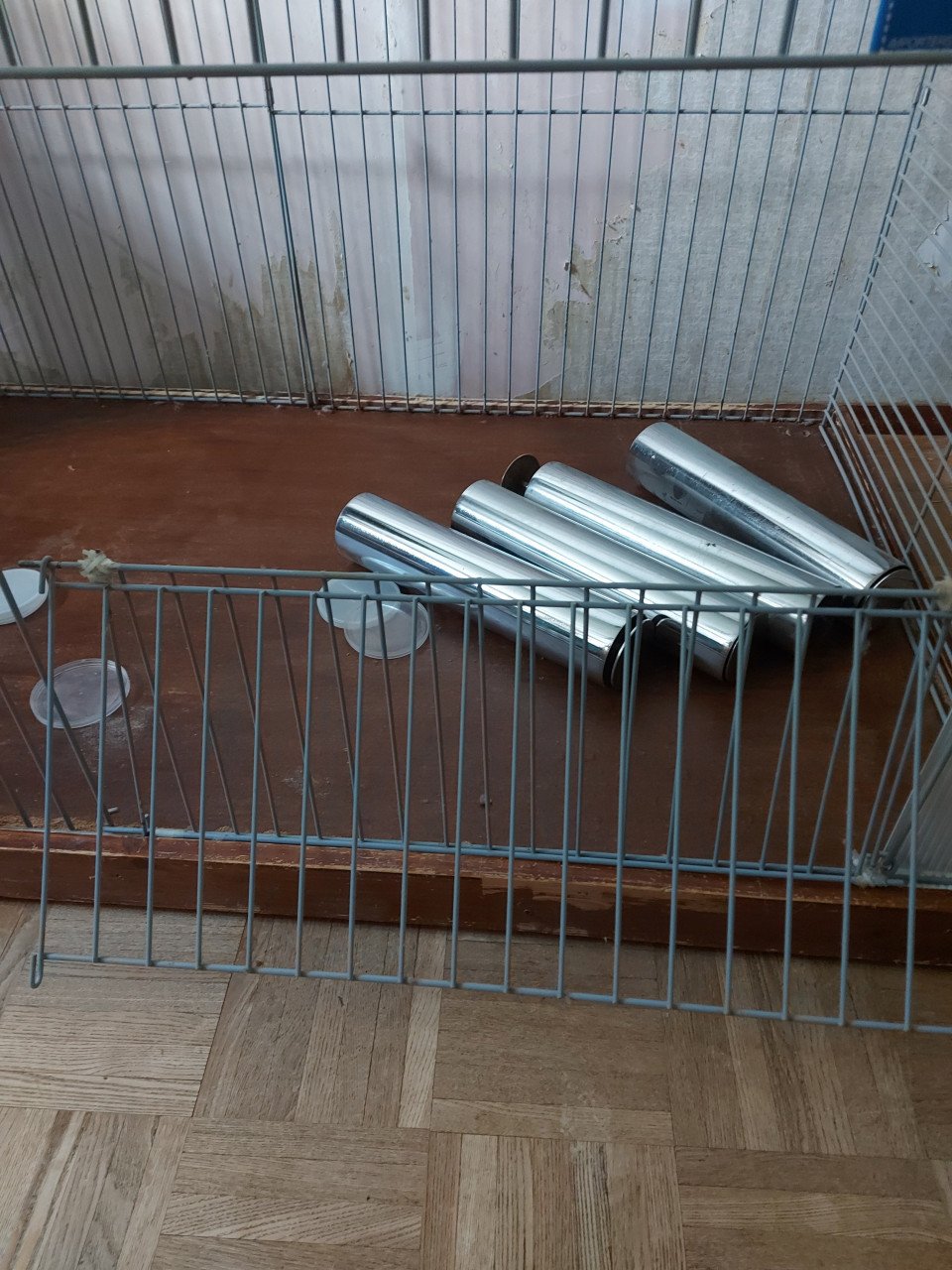 Grote  puppy/kittenkooi met onderbak