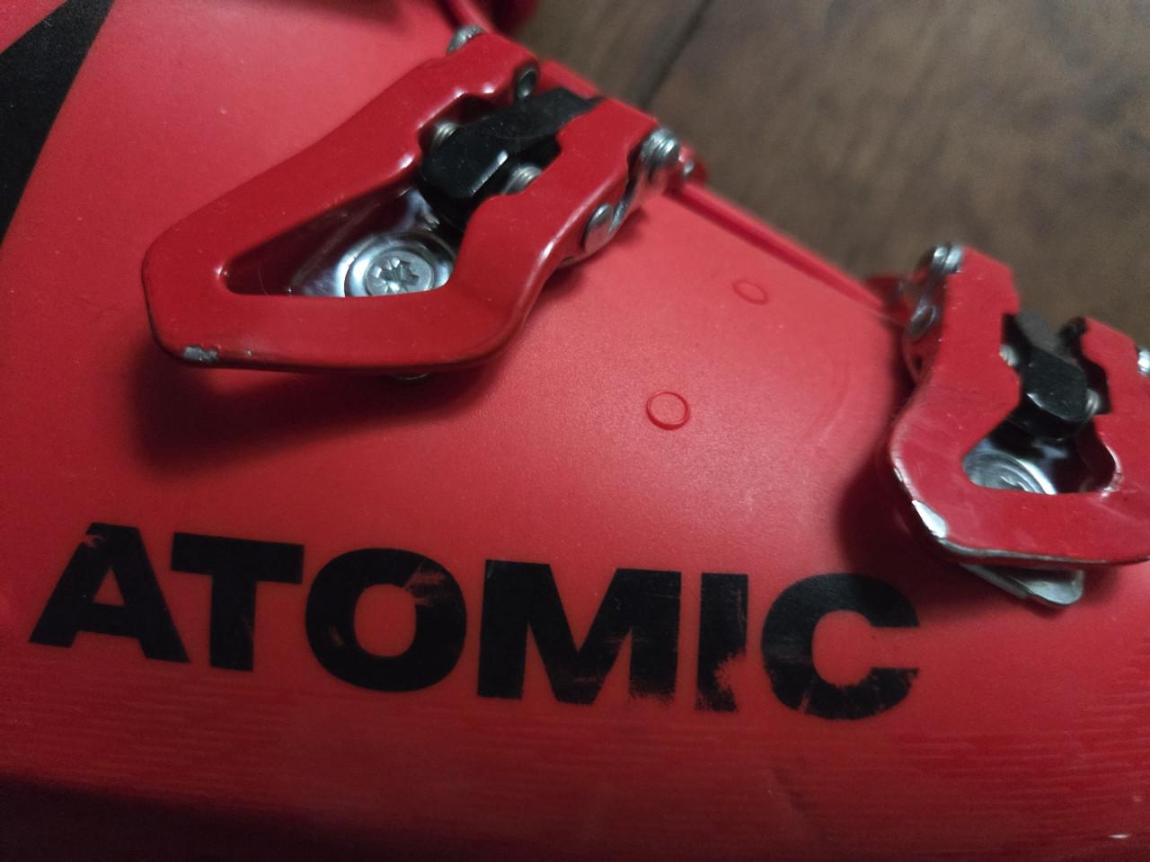 Rode skischoenen Atomic Redster Club Sport 130