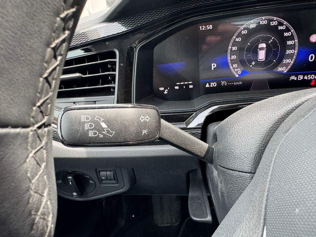 Volkswagen Polo 1.0 tsi life edition