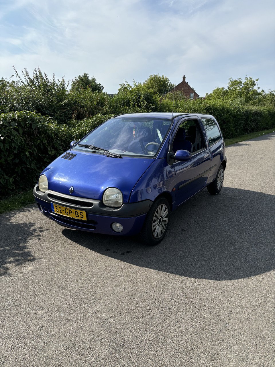 Renault Twingo met een voljaar apk!
