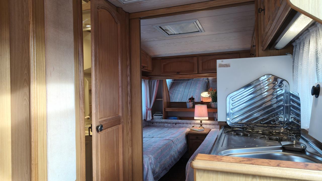 Tabbert Comtesse 515 met kenteken..Max.snelheid 100 km.h