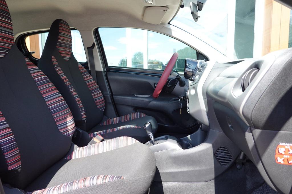 Citroen C1 1.0 vti shine automaat!