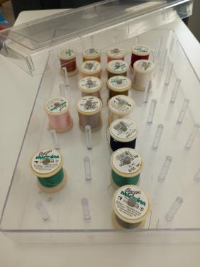 Opbergdoos met Madeira borduurgaren