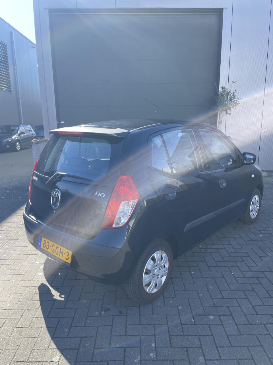 Hyundai i10 1.1 I 5DR 2008 Zwart | 69.646 NAP | NIEUWE APK!