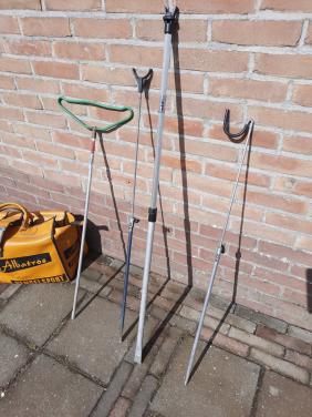 Diverse hengelsteunen te koop. Strandsteun binnenwater