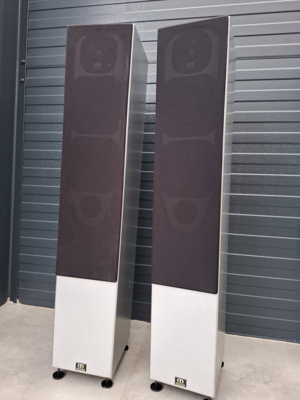 Monitor 3 Audio speakers