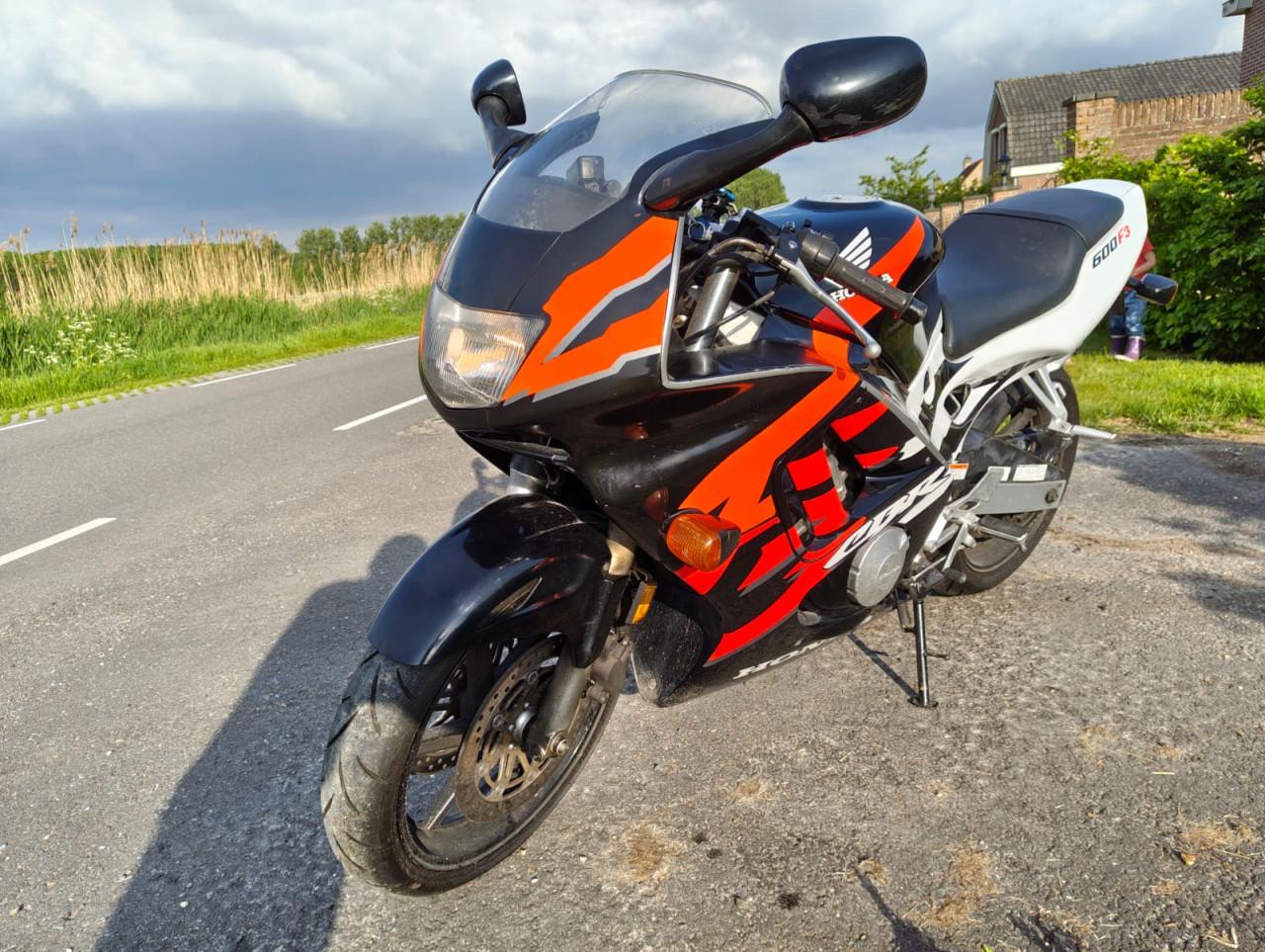 Honda CBR600f3