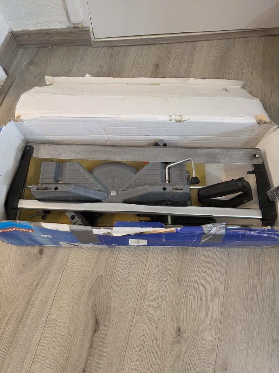 Verstekzaag merk Powerfix-550mm-compleet