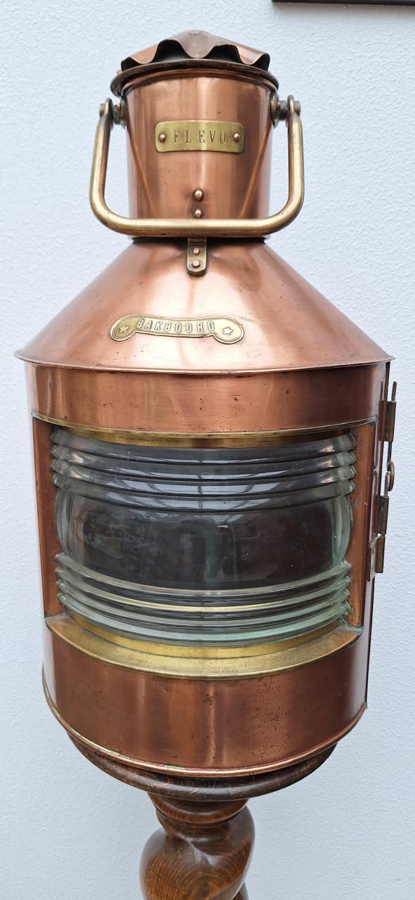 2 prachtige grote koperen scheepslampen