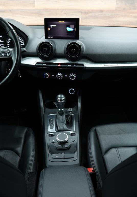 Audi Q2 1.4 tfsi | s-line | pdc | leder |