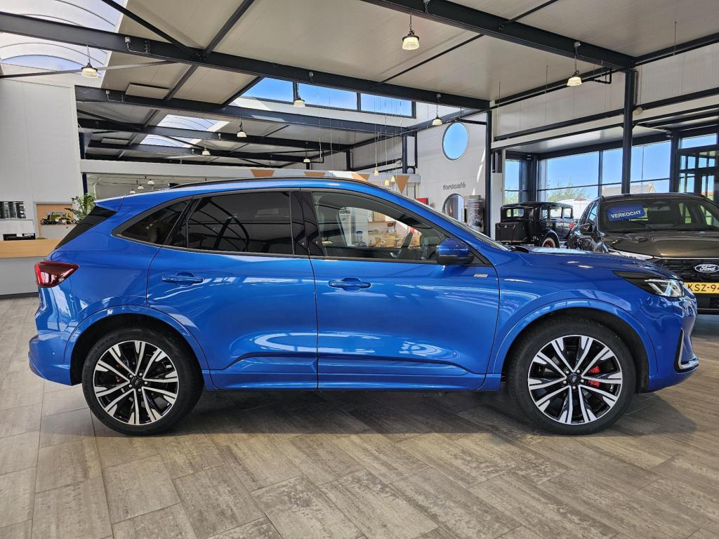 Ford Kuga 2.5 phev st-line x