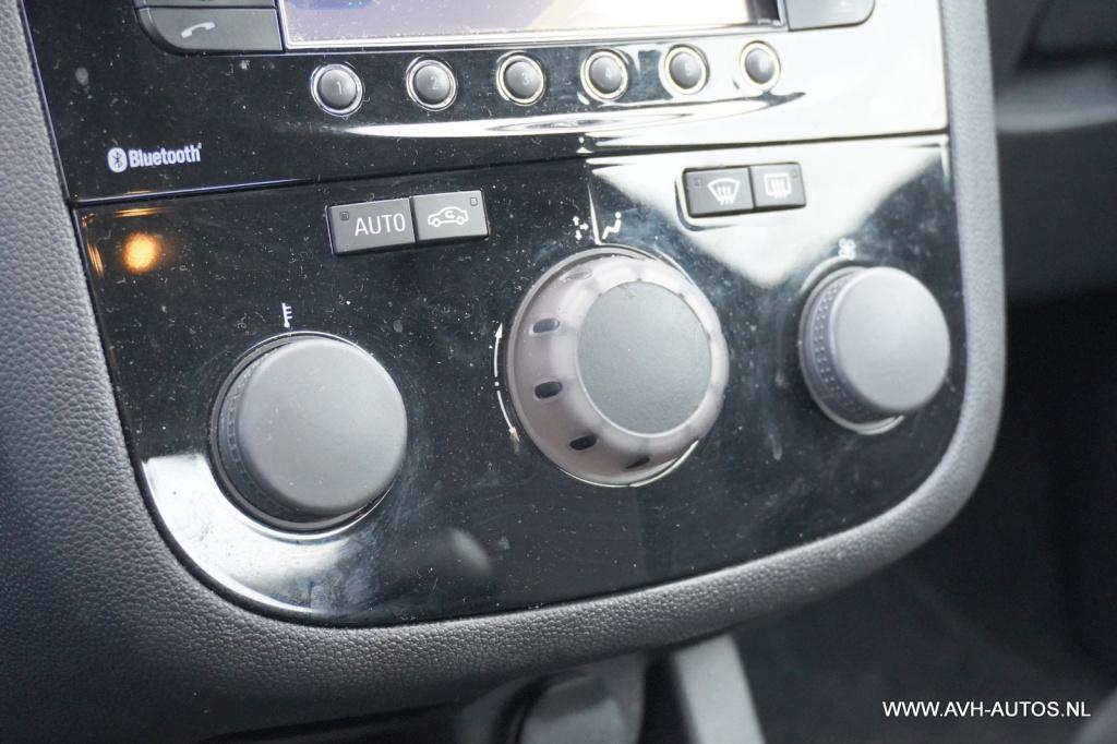 Opel Corsa 1.4-16v cosmo