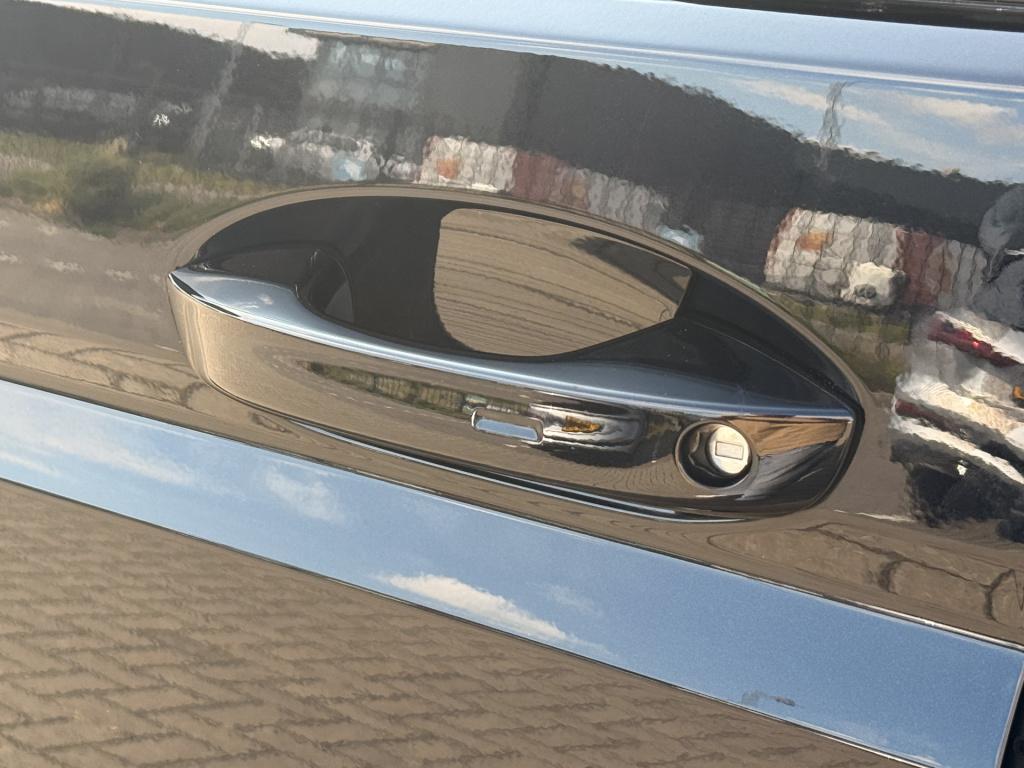 Volkswagen Multivan 1.4 ehybrid l1h1 life business | 7 stoelen | elect schu