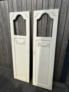 2 antieke kastdeurtjes