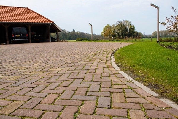 Stratenmaker/hovenier gezocht
