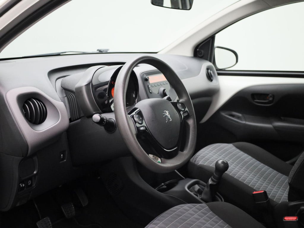 Peugeot 108 1.0 e-vti active | lage km stand! | bluetooth | airco | dab |