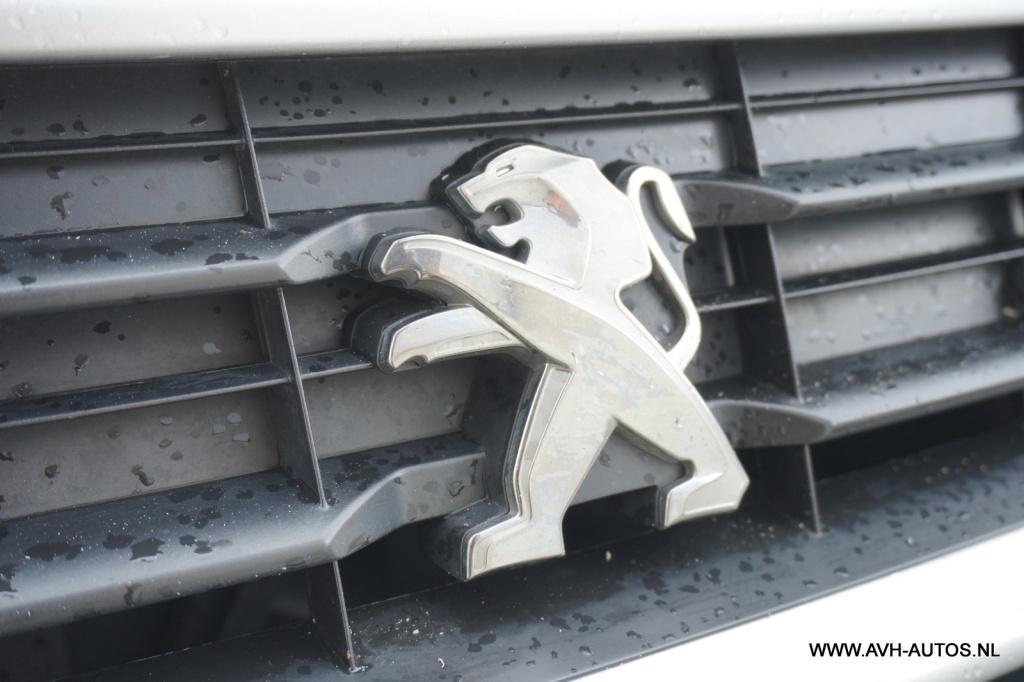 Peugeot Partner 122 1.6 bluehdi 100 l1 première s&s