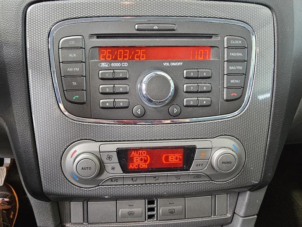 Ford Focus wagon 1.8 titanium flexi fuel