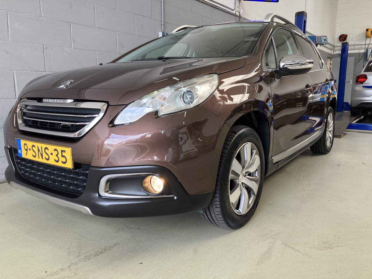 Peugeot 2008 Allure premium plus pack