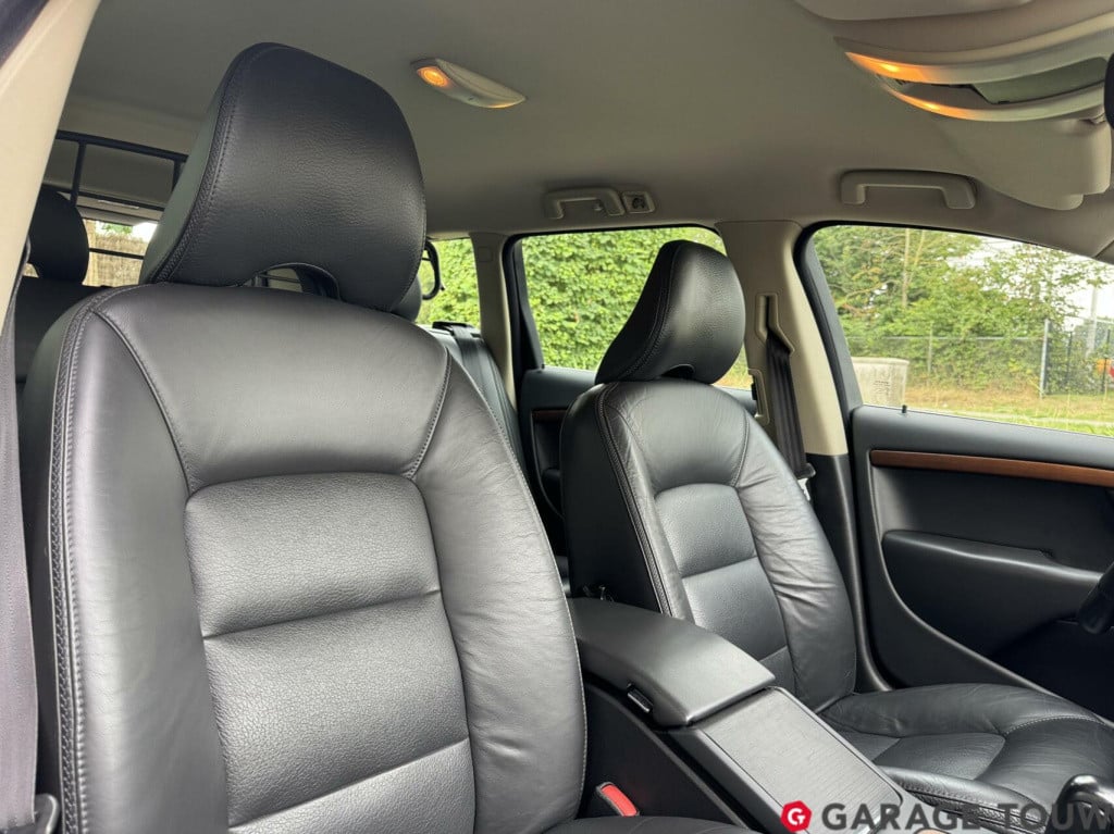 Volvo XC70 2.4 d5 summum