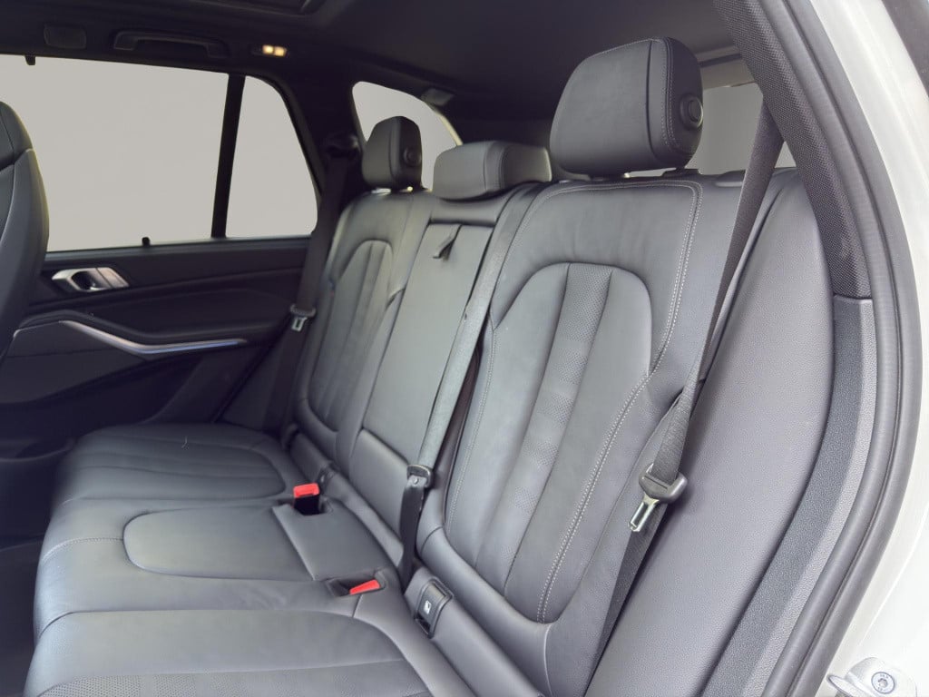 BMW X5 xdrive45e m sport | m sport stoelen sky lounge laser