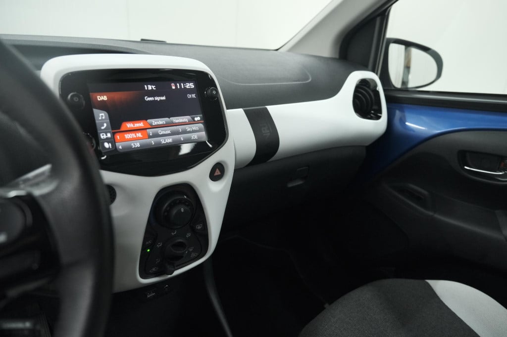 Citroen C1 1.0 vti urban ride | camera | apple carplay | getint glas | 5 de