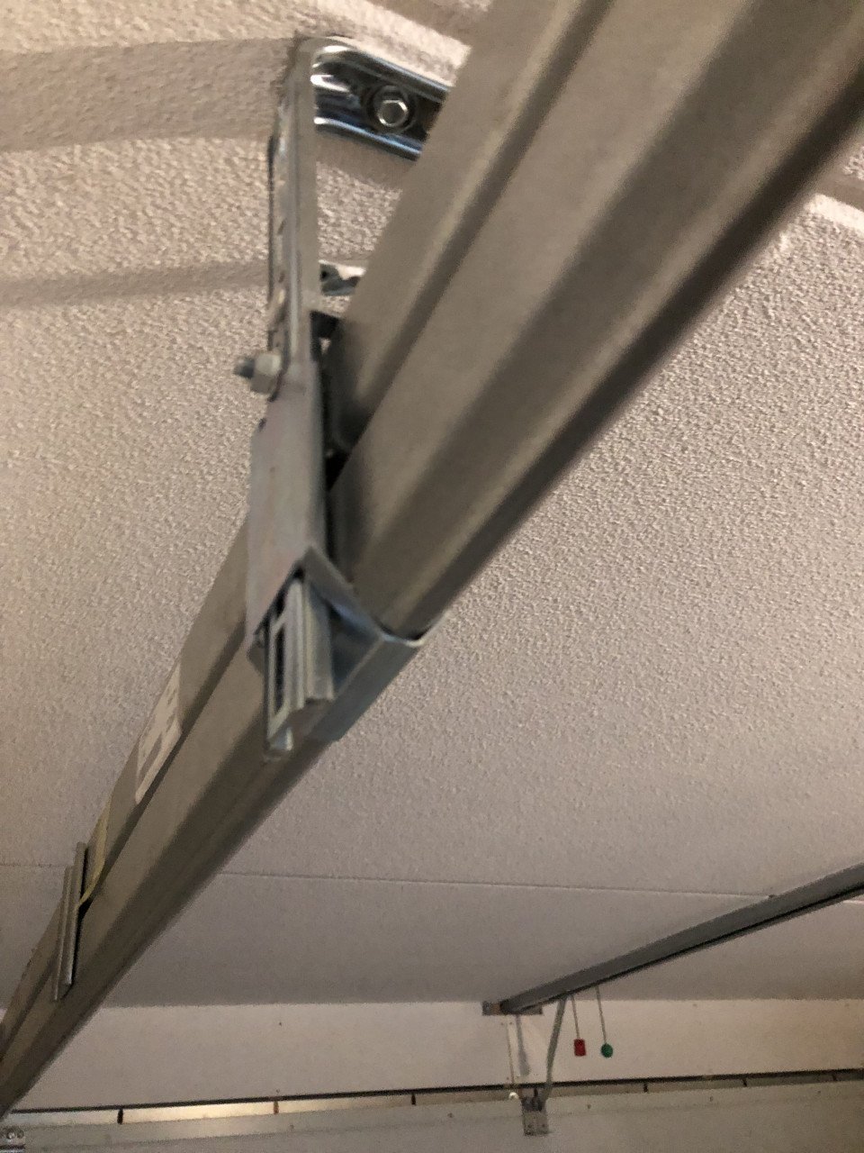 Agara elektrische garagedeur
