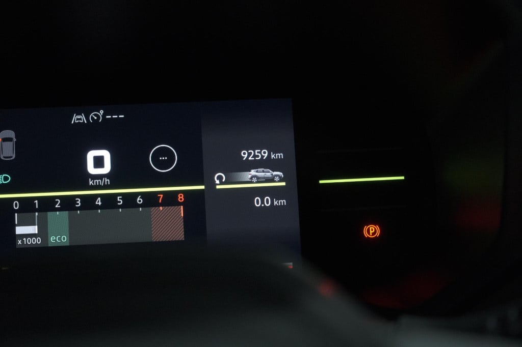 Dacia Duster mild hybrid 130 expression | camera | stoelverwarming | apple 