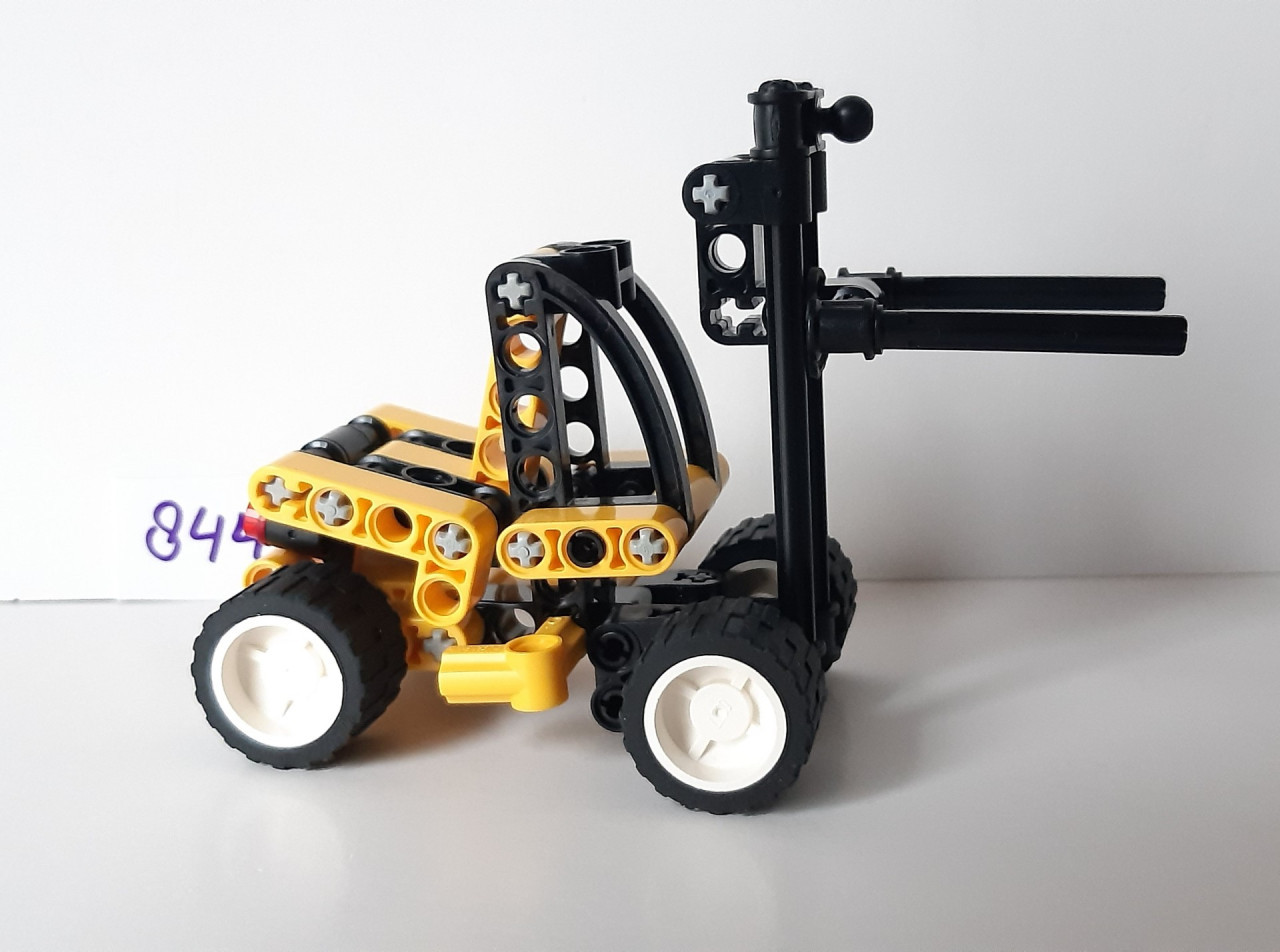 Lego Technic 8441: Vorkheftruck