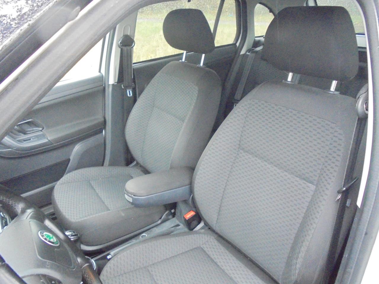 Fabia in een mooie staat veel opties  1.2 diesel greenline apk juli 2026