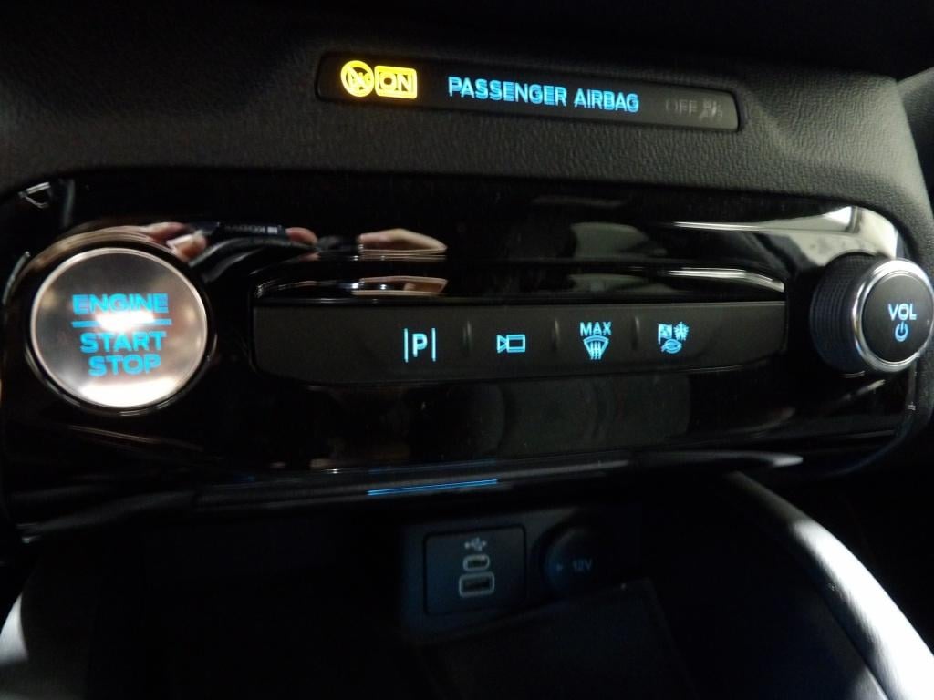 Ford Kuga 2.5 phev 243pk e-cvt st-line x