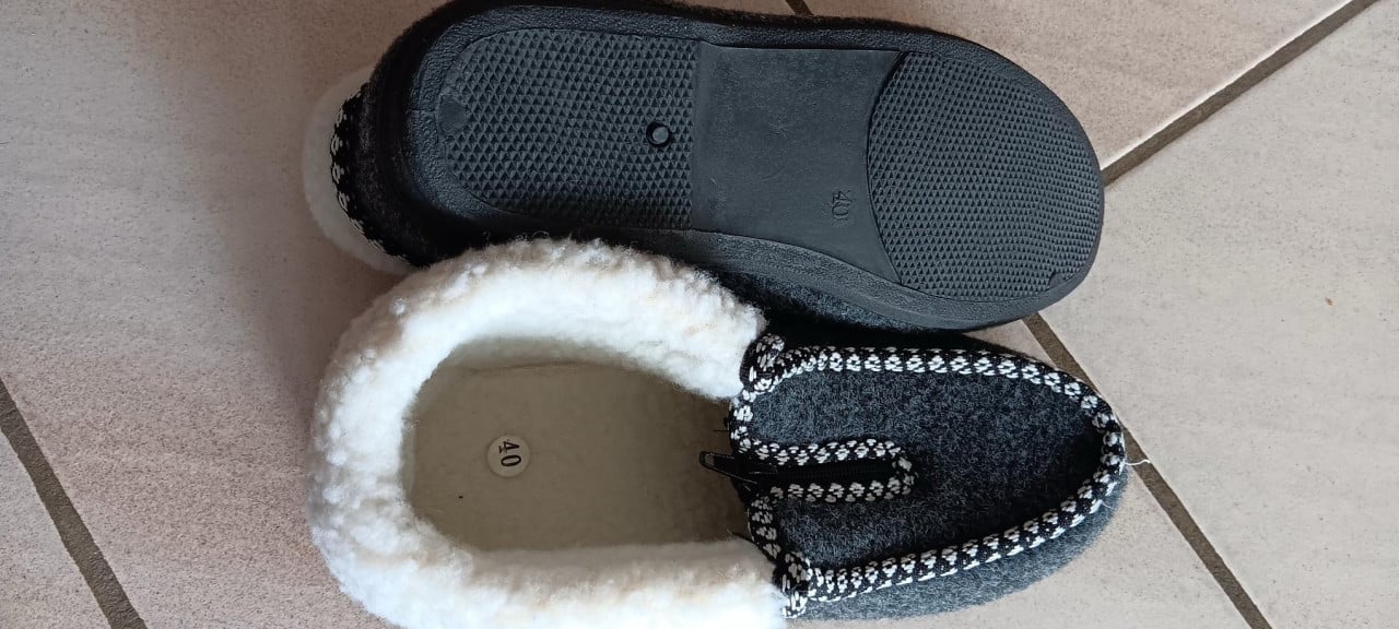 Lekkere WARME PANTOFFELS
