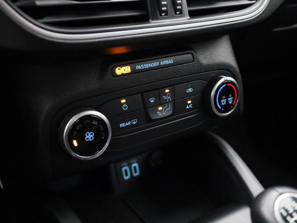 Ford Focus wagon 1.0 ecoboost hybrid trend edition business | lmv | camera 