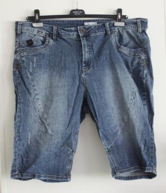 Korte spijkerbroek maat maat 46