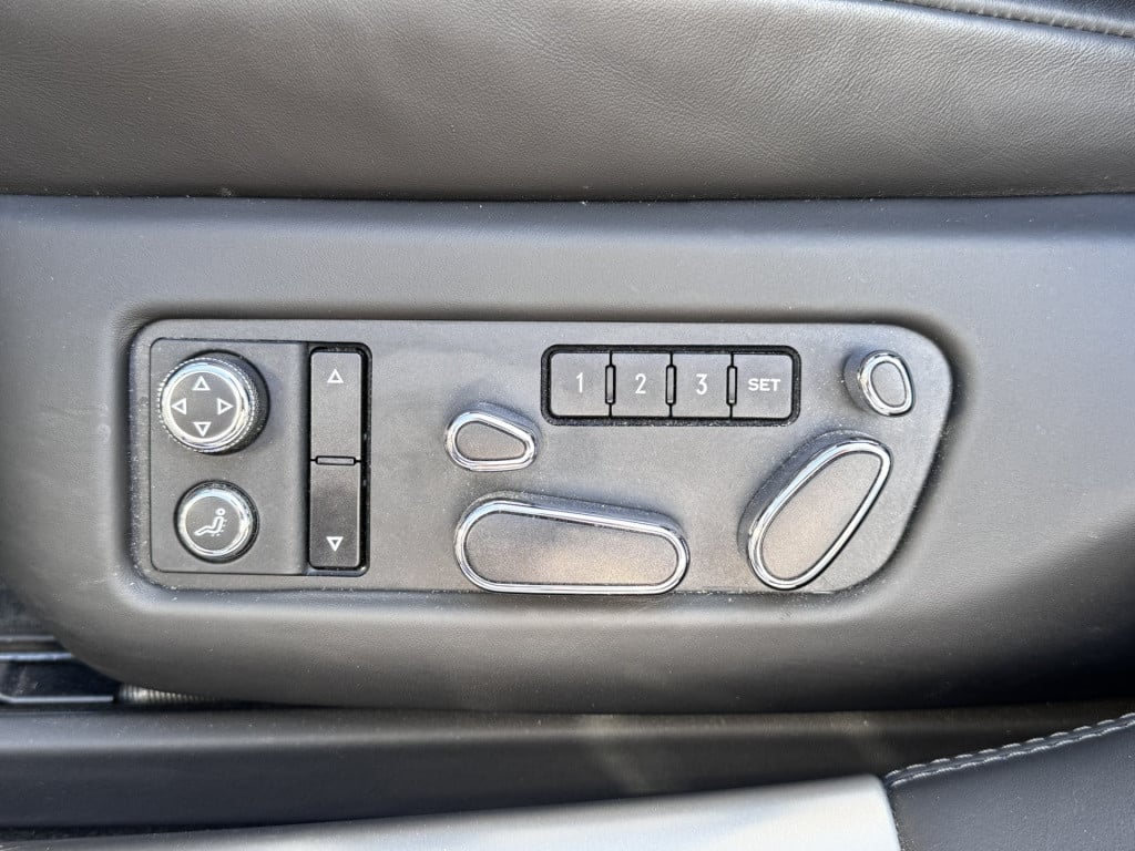 Bentley Flying Spur 6.0 w12 s | convenience-pakket | massage | nieuwstaat!