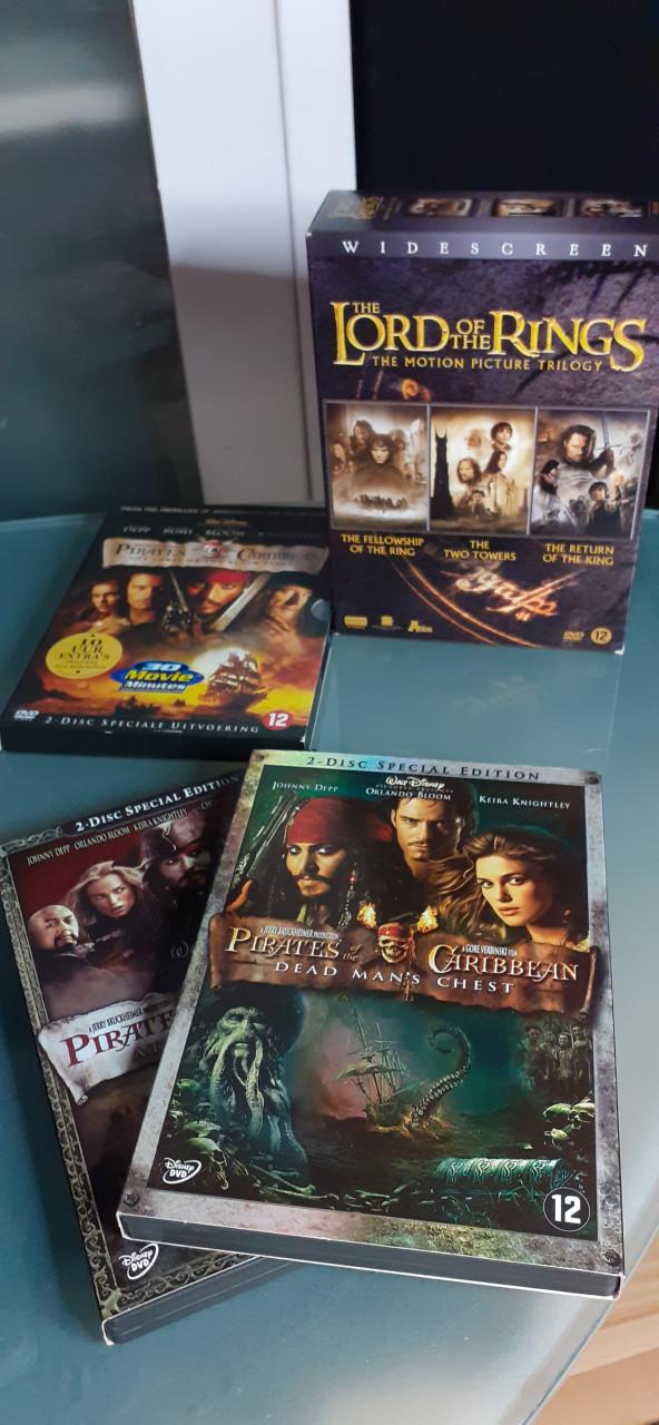 Dvd,s banaanen doos vol