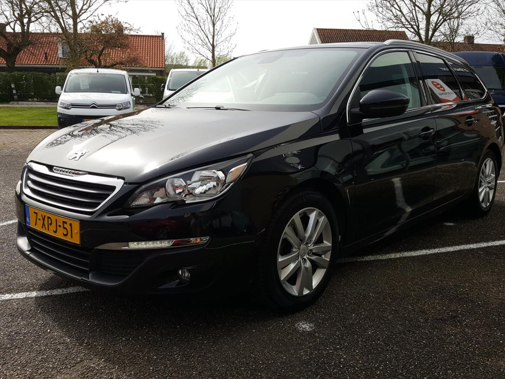 Peugeot 308 sw 1.2 pt-130pk s&s blue l. executive | navigatie | cruise & cl