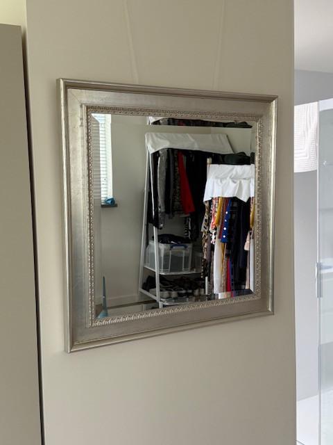 3 zilverkleurige spiegels 74 x 74 cm