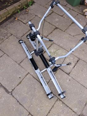 Thule fietsenrek voor achterklep