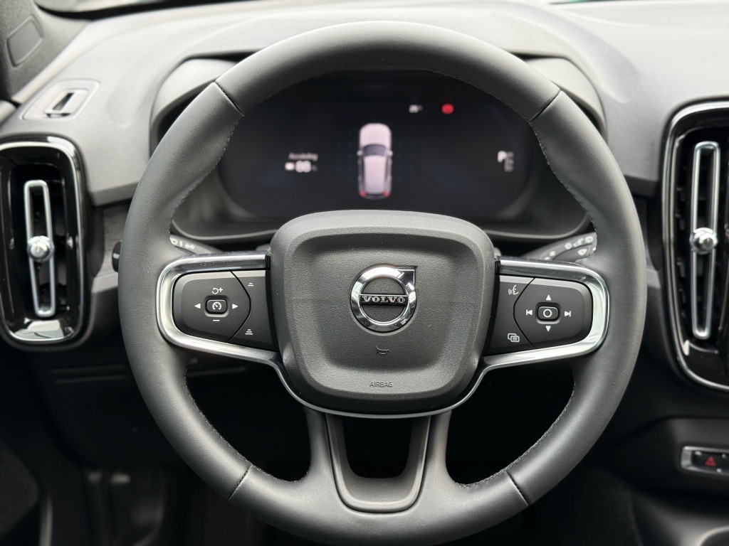 Volvo Ex40 plus black edition