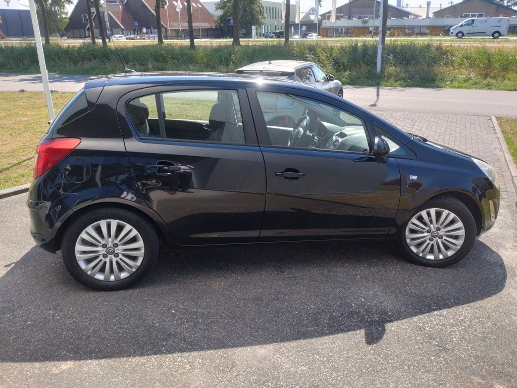 Opel Corsa 1.4-16v edition