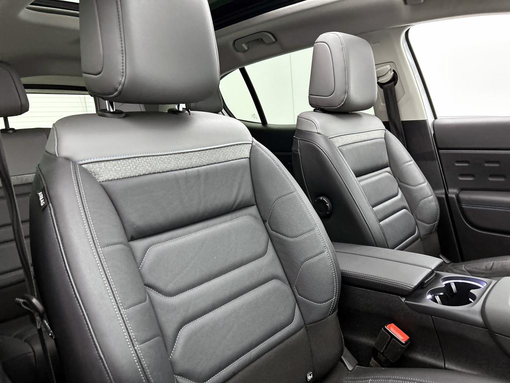 Citroen C5 Aircross 130 pk automaat shine | rijklaar | trekhaak | panoramad