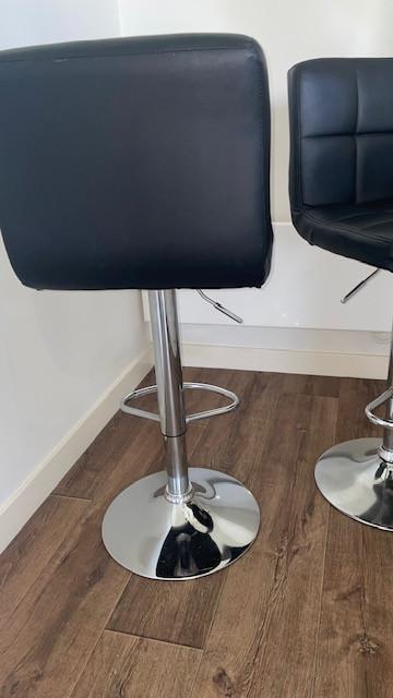 2 Luxe barkrukken, zwart/chroom