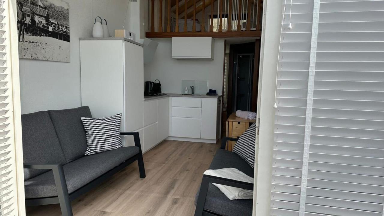 Slaapstrandhuisje te huur Westduin